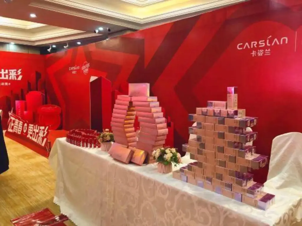 Куньмин: Kunming Xinshichao Hotel (Luo Tsuen Wan New Asia Sports City Branch)