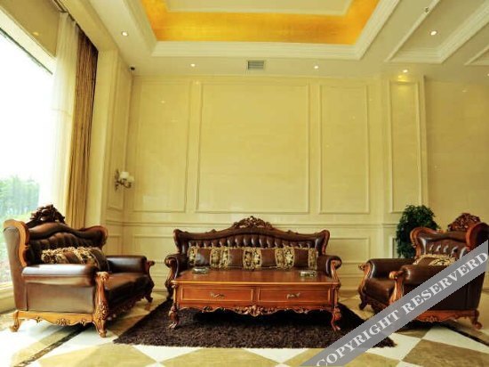 Гучжоу: Rongjiang Shangpin International Hotel (Guzhou Dahekou Wharf Branch, Village Super Football Stadium)