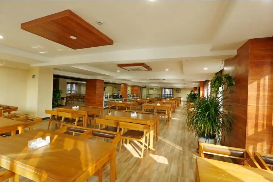 Чунцин: Caifu Holiday Hotel