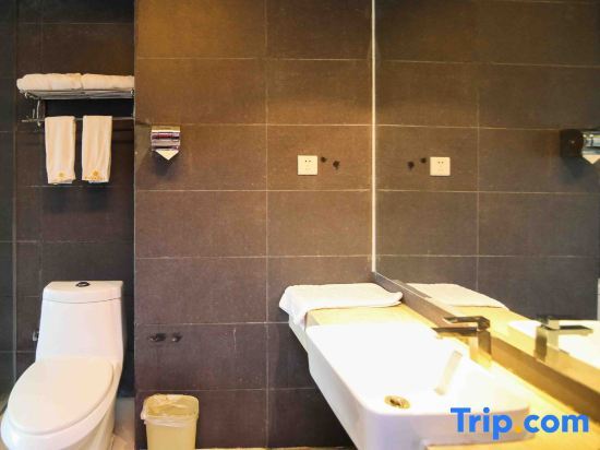 Дунгуань: Jin Bo Te Holiday Hotel（Dongguan Changping store）