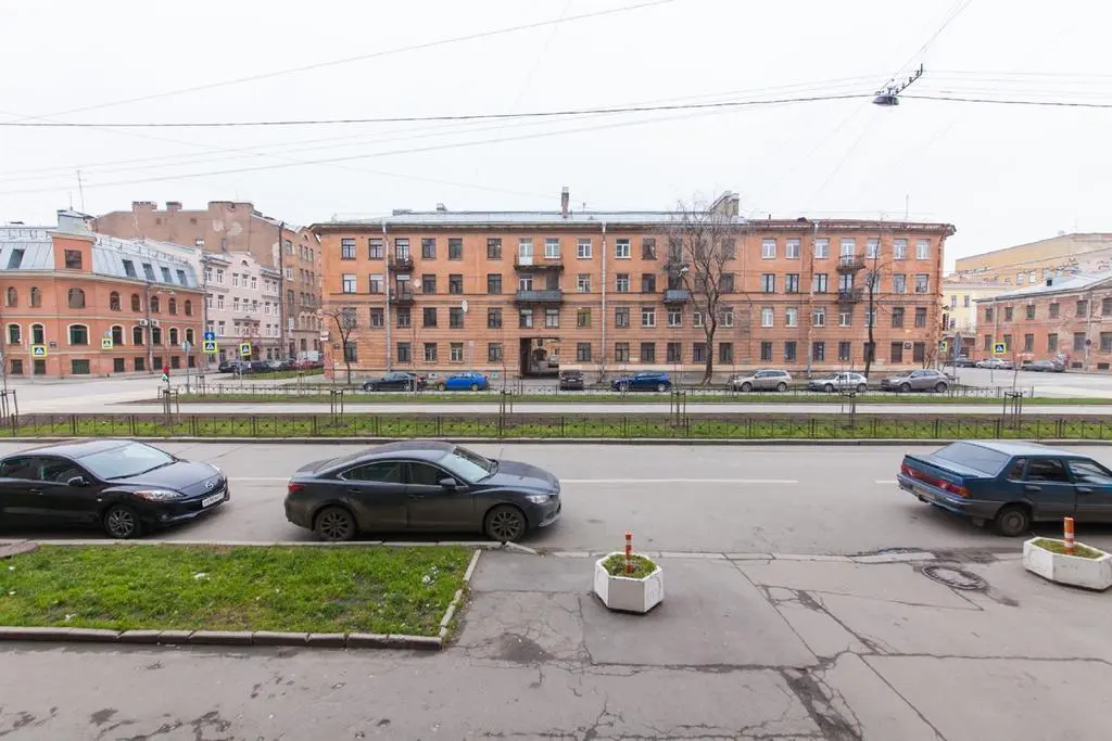 Санкт-Петербург: A-RENT na Mozhayskoy