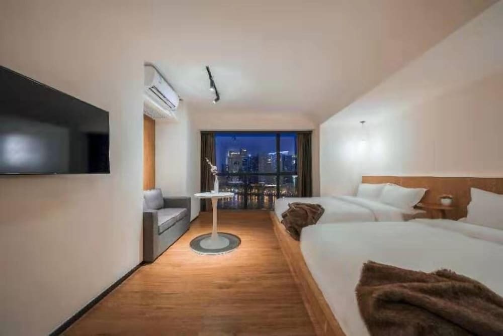 Гуанчжоу: De La Reine Bar  Spa Hotel Guangzhou
