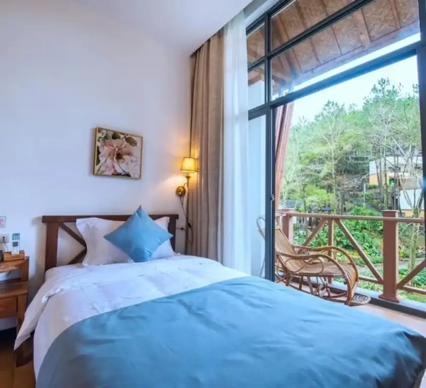Гуйлинь: Guilin Shenlong Valley Qinglan Resort