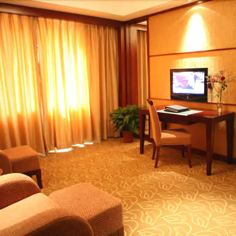 Шаоксинг: Dongbai Lake Resort