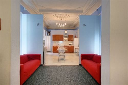 Санкт-Петербург: Rinaldi at Moskovskiy- I