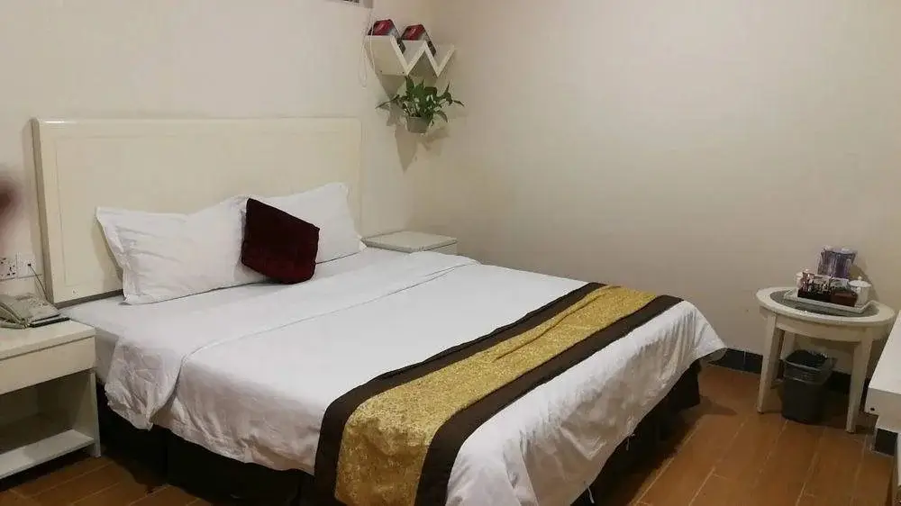 Шэньчжэнь: Selina Holiday Hotel Minzhi Branch
