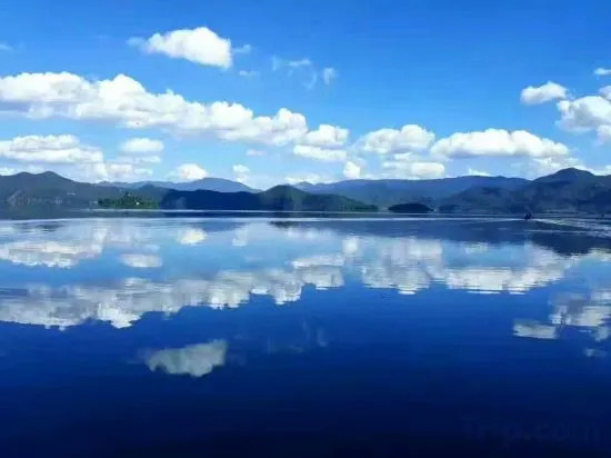 Lugu Lake Zhenmeilige Hostel — фото 1
