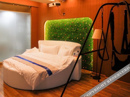 Ухань: Prague Couples' Themed Hotel