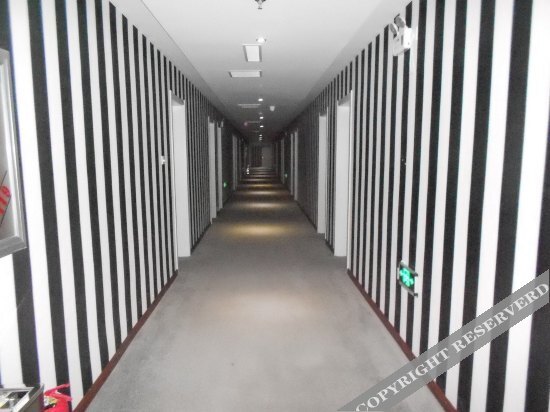 Ailigong Theme Hotel — фото 1
