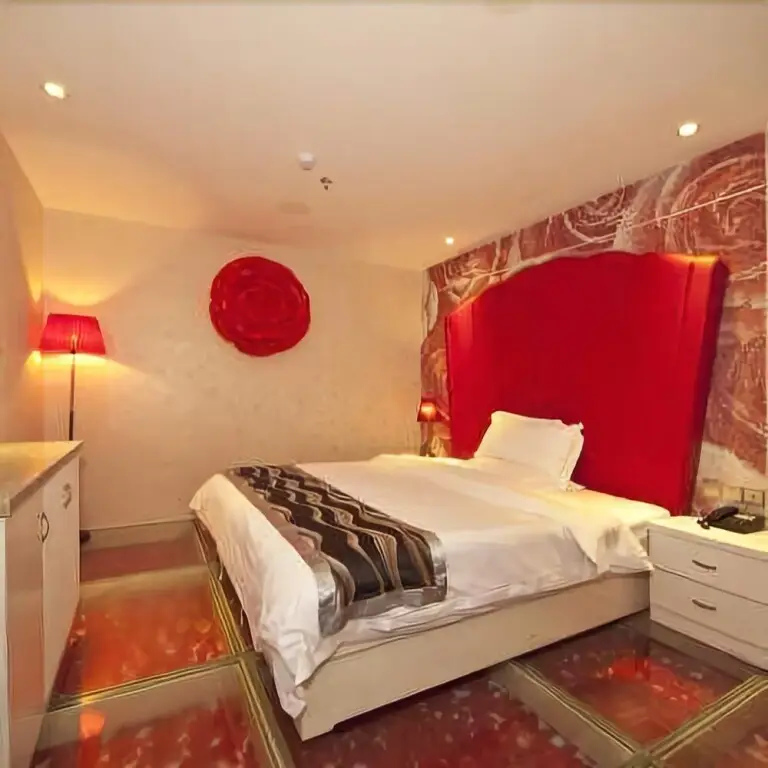 Фучжоу: Tata Theme Hotel