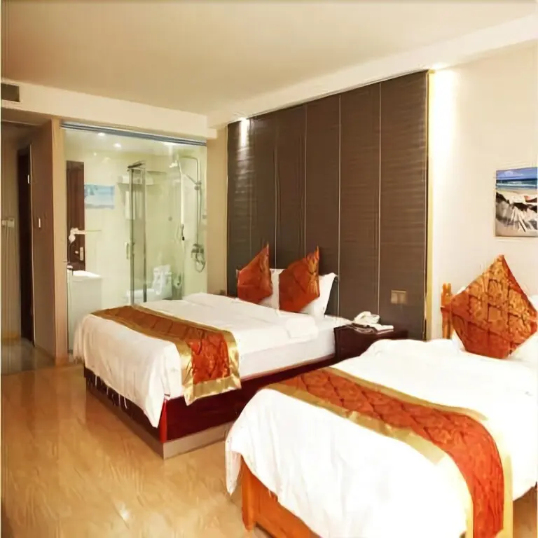 Шанхай: Shanghai Liantai Holiday Hotel (Gongfu Xincun Metro Station)