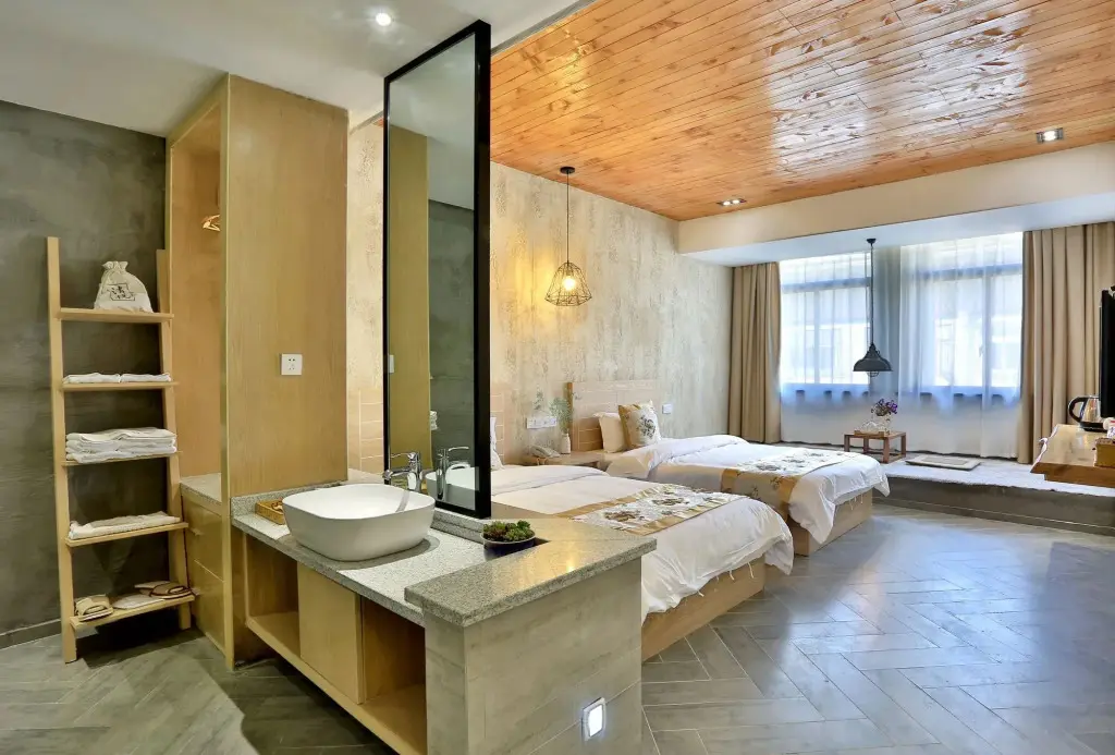 Цзясинь: Qingyue Flower House Hotel Wuzhen