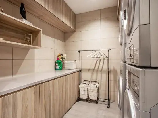Гуйян: HanTing Hotel (Guiyang Railway Station Qingyun Market)