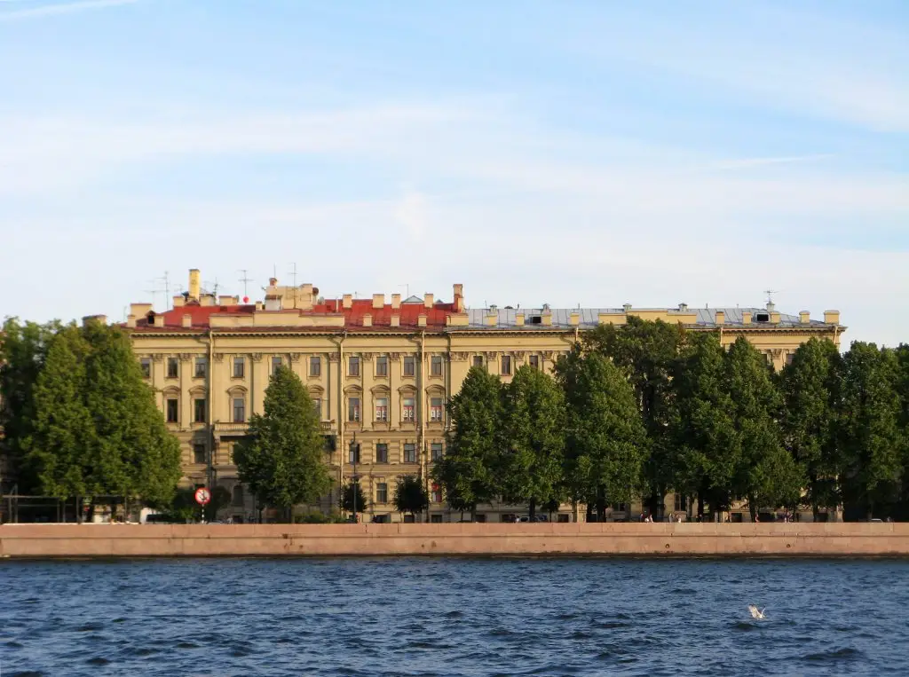Меблированные комнаты Bronza — фото 1