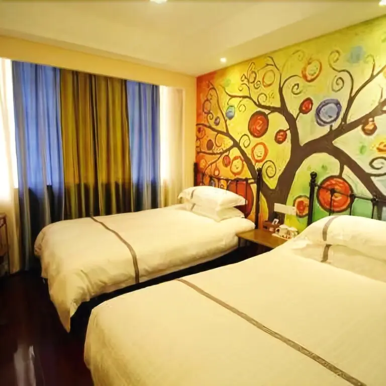 Цзюцзян: Lushan Time Story Theme Hotel