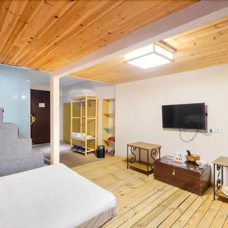 Цзюцзян: Lushan Time Story Theme Hotel