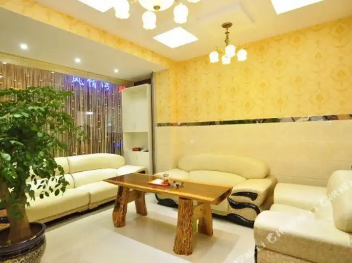 Куньмин: Yilv Hostel