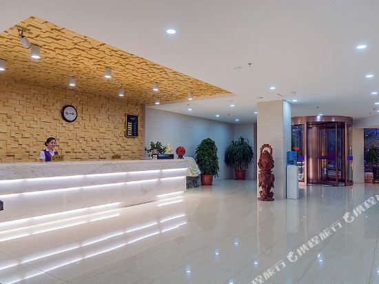 Далянь: Xun 8 Business Hotel