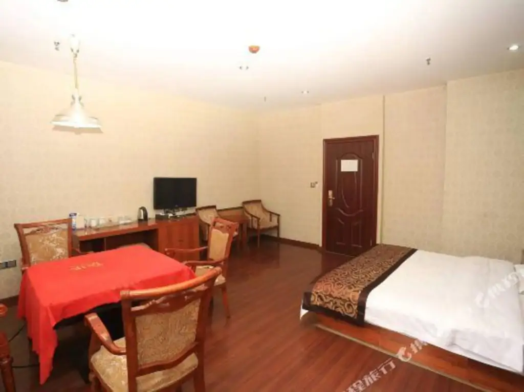 Чунцин: Xinyue Hotel (Dadukou District Ping'an Light Rail Station)