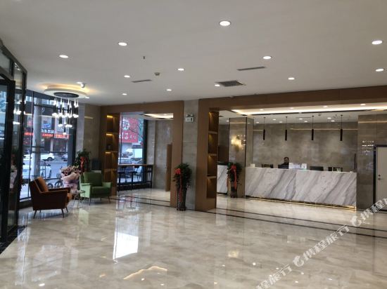 Цзилинь: Shengjia Holiday Hotel (Jilin Tianjin Street)