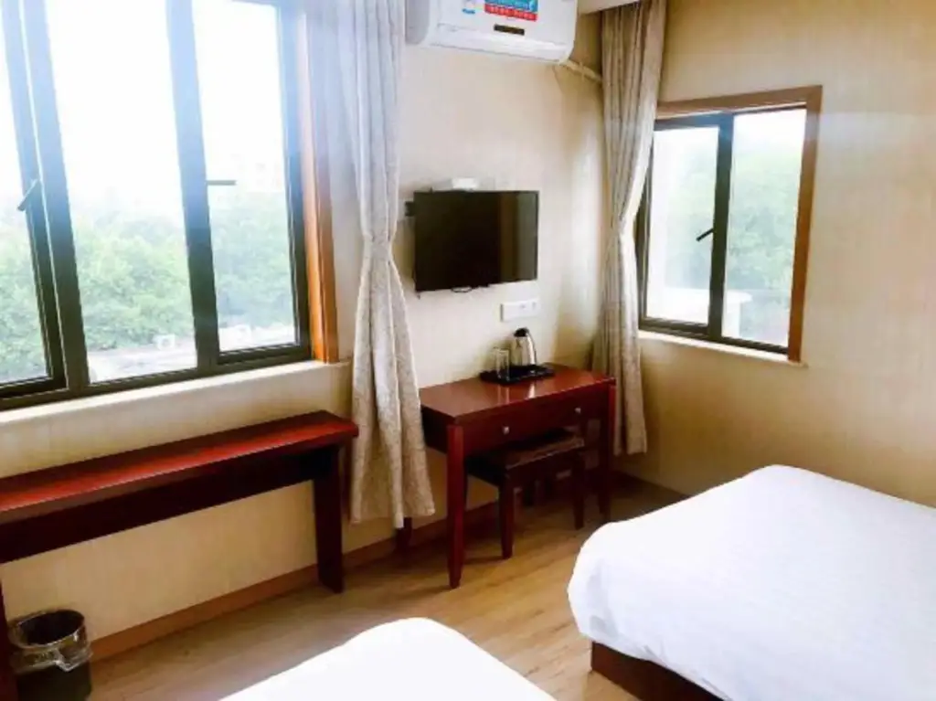 Шанхай: 99 Inn Shanghai Jinshan Fengjing