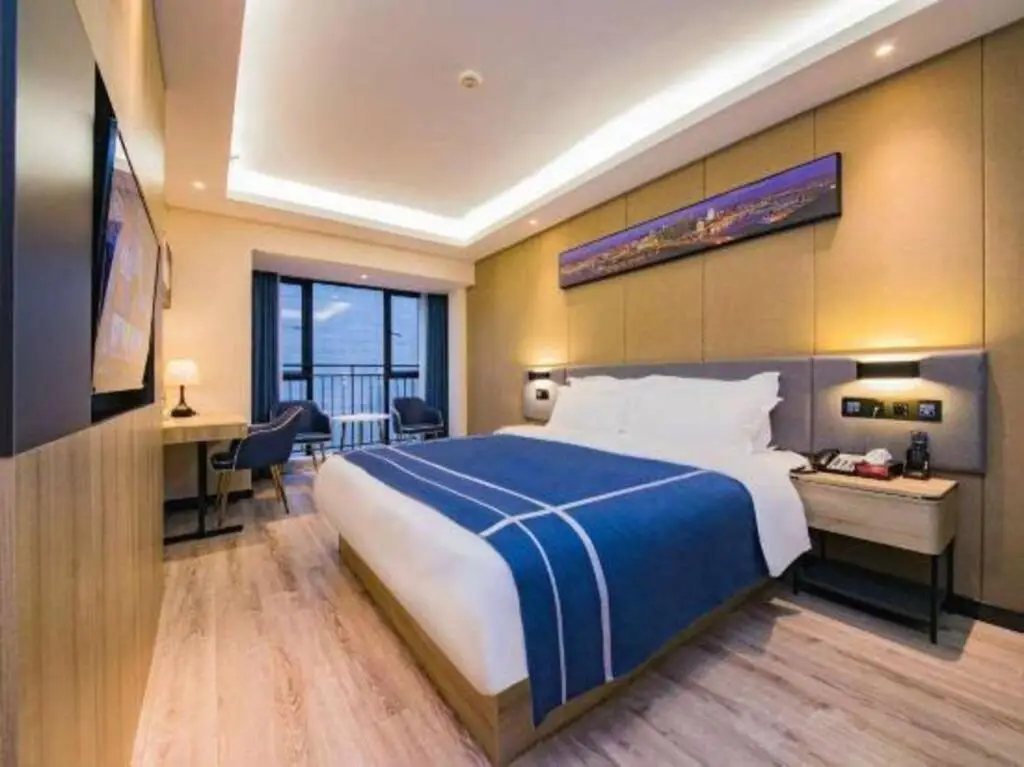 Чанша: LANB Hotel (Changsha Yuhua District Government Subway Station Store)