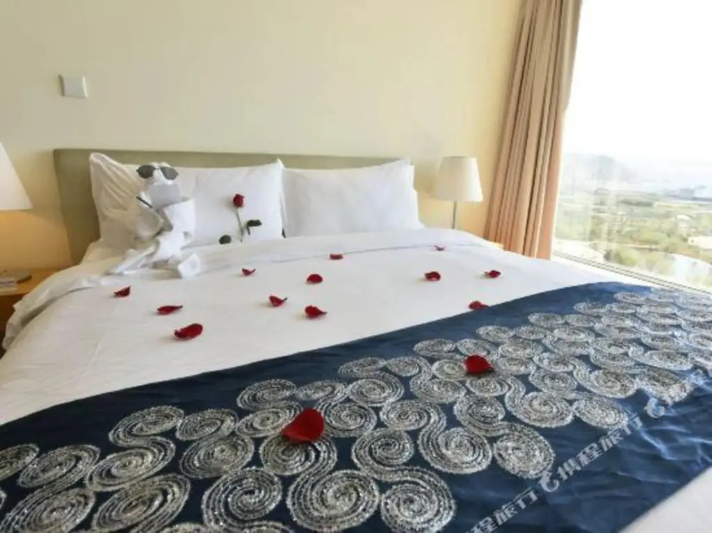 Юйси: Qinglang Holiday Hotel Fuxian Lake