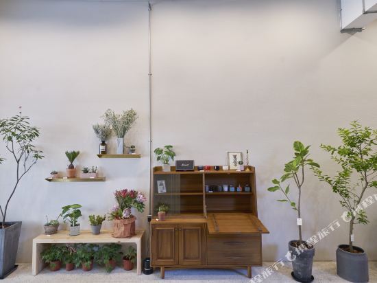 More than a flower shop design hotel — фото 1
