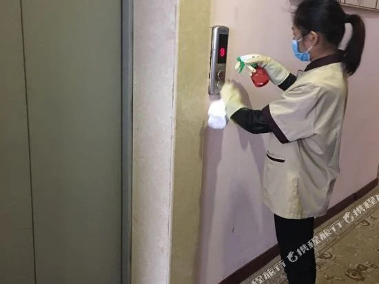 Гуйлинь: Jin Zun Han Atrium Hotel