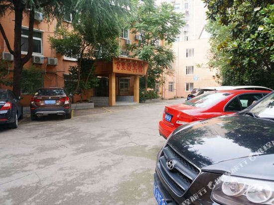 Нинбо: Ningbo wanlihang Hotel (Beilun Yintai store)