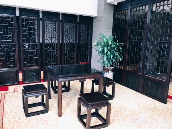 Ruting Yayuan Hotel — фото 1