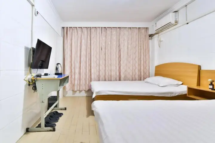 Ухань: Huadu Hostel