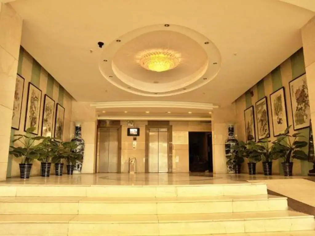 Тайюань: Traffic Business Hotel
