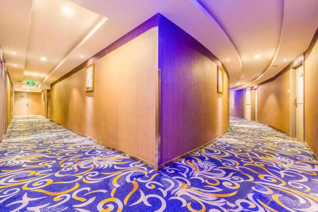 Тяньцзинь: Super 8 Hotel West Tianjin Railway Station South Square