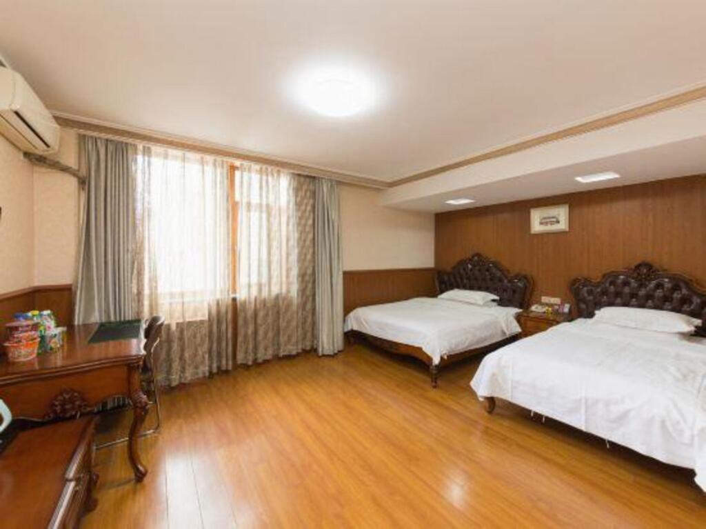Чанчунь: Shengjia Business Hotel (Lvyuan Wuyue Plaza)
