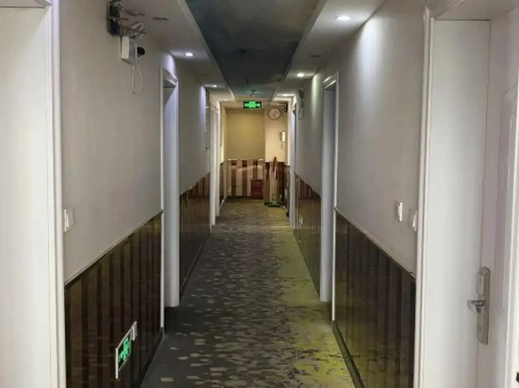 Шанхай: Sisi Hotel (Shanghai Liantangzhen Branch)