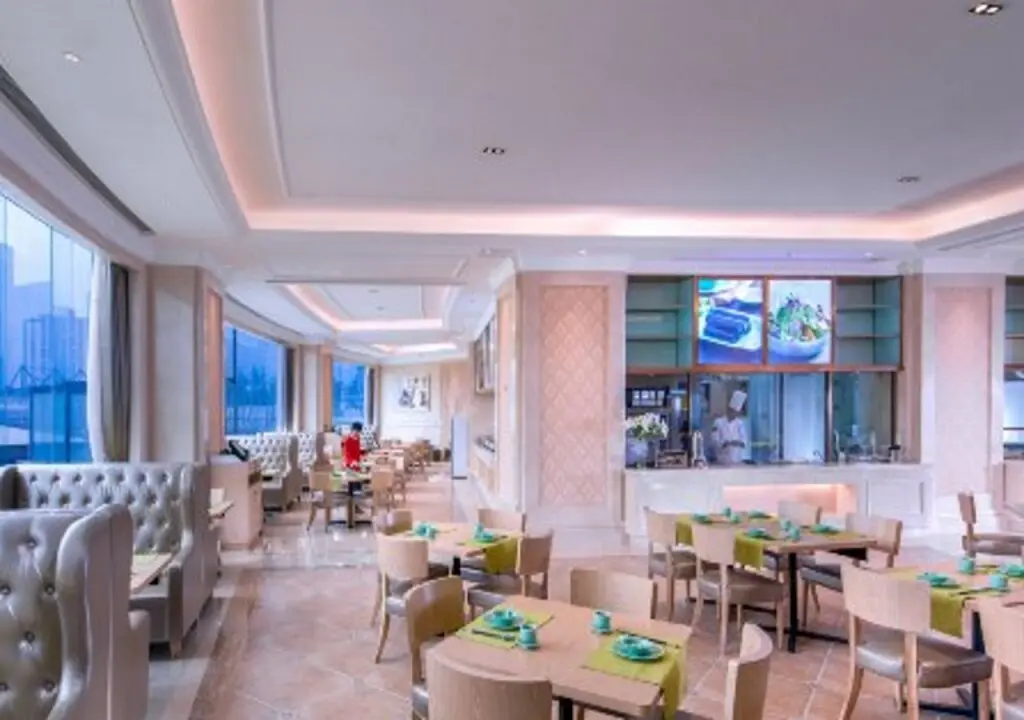 Чэнду: Vienna International Hotel (Chengdu Century City Convention and Exhibition Center Branch)