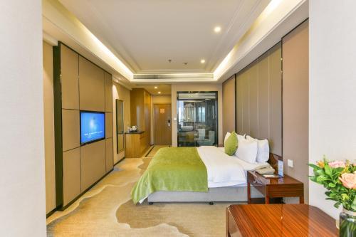 Чэнду: Airport Pearl Hotel (Chengdu Shuangliu International Airport)