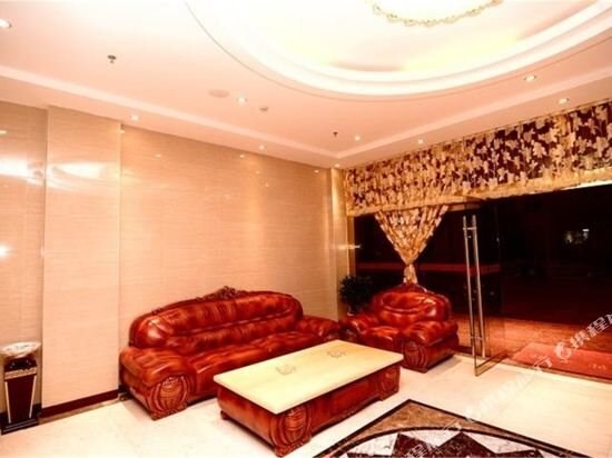Линжи: Linzhi San Xia Qing Hotel
