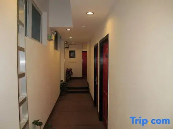 Шанхай: Xinchao Huari Hotel
