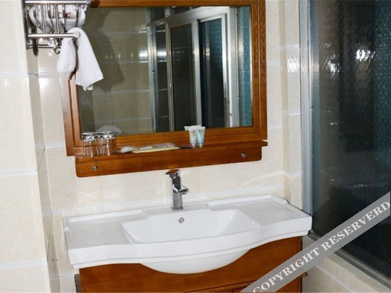 Куньмин: Shuntai Hot Spring Hotel