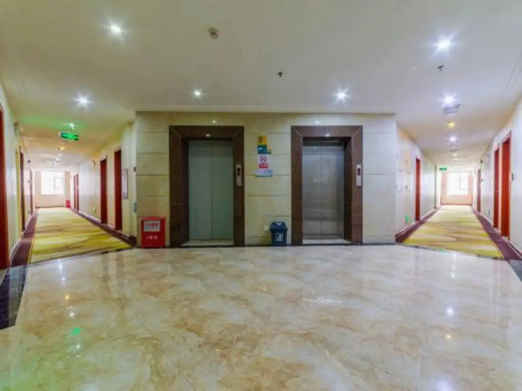 Маоминг: Harbor Holiday Hotel (Maoming High speed Railway Station Wenming Middle Road Branch)