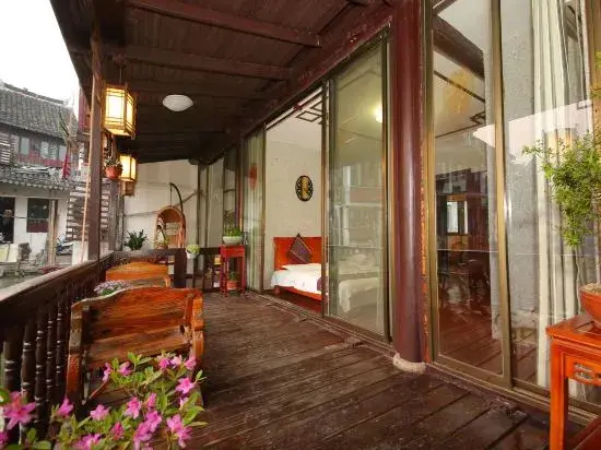 Шанхай: Zhouzhuang Linshui Renjia Inn
