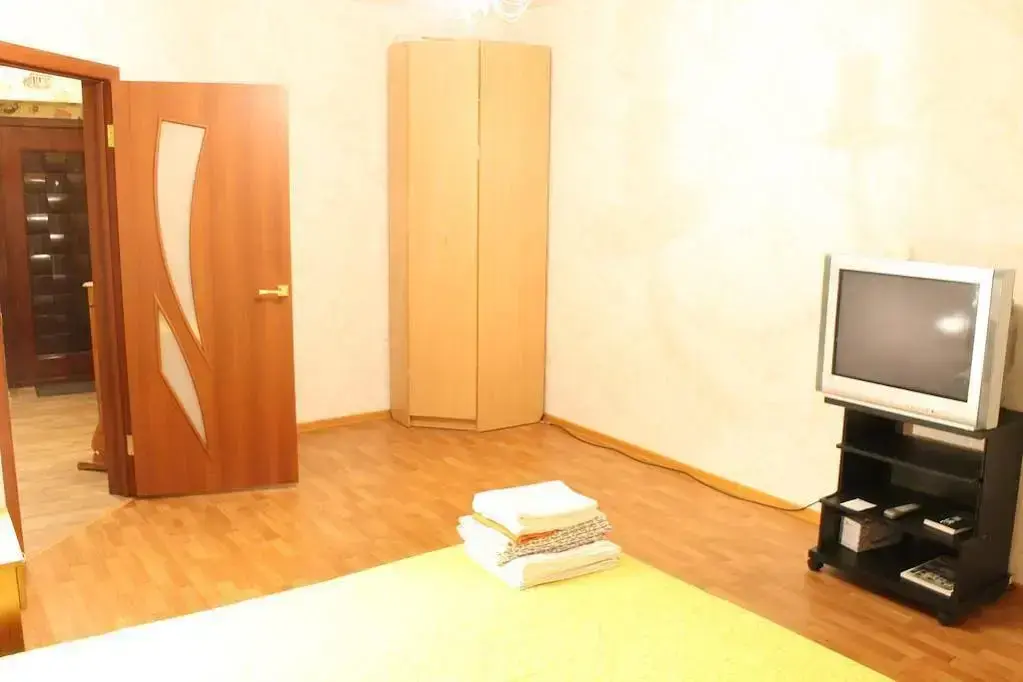Санкт-Петербург: Апартаменты FlatHome24 на Луначарского 11