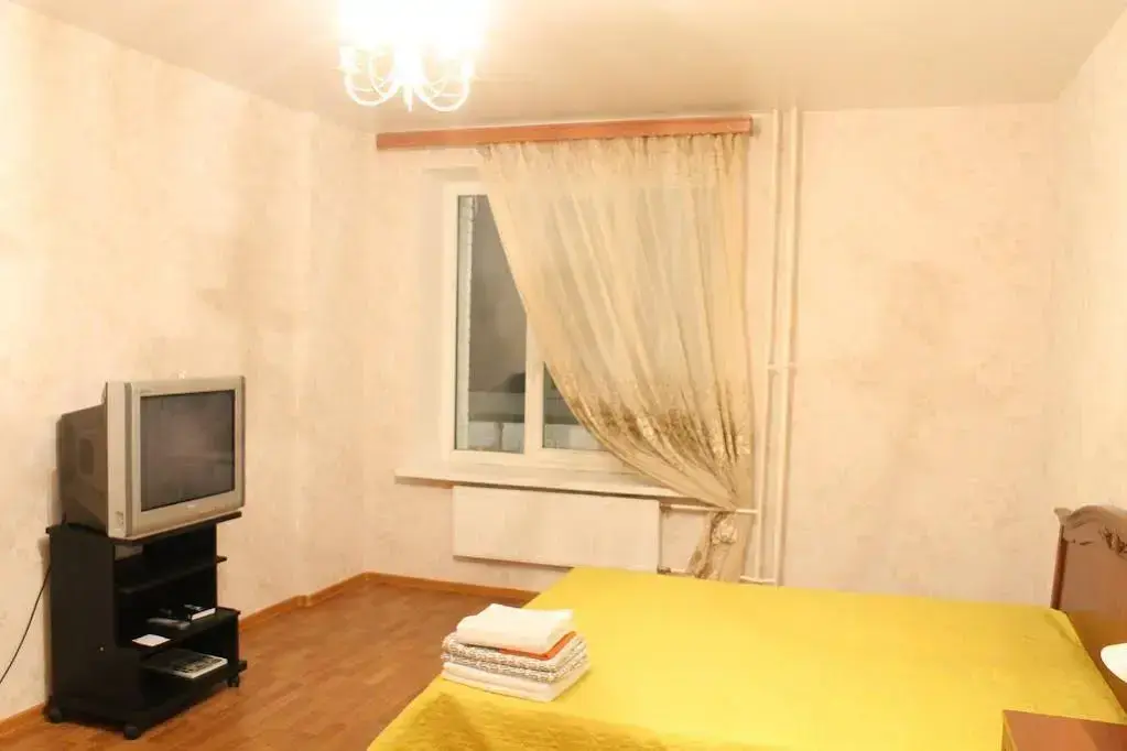 Санкт-Петербург: Апартаменты FlatHome24 на Луначарского 11