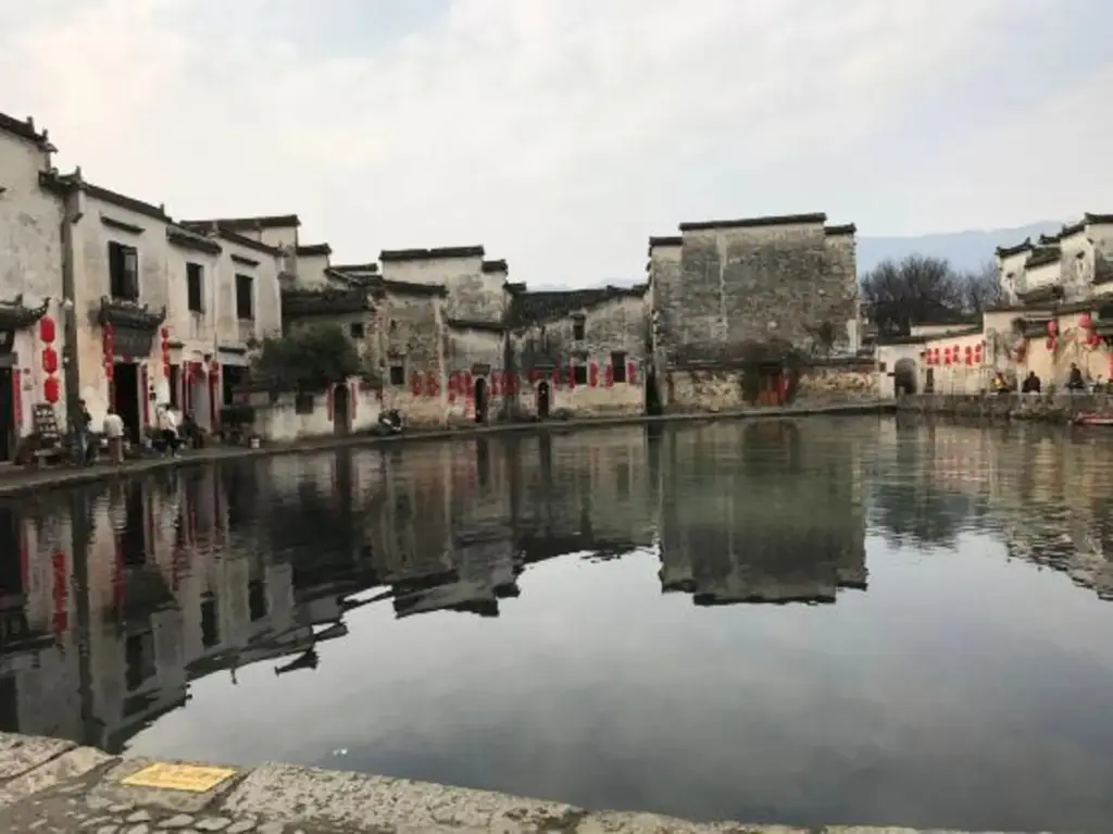 Jinshui Loutai Inn — фото 1