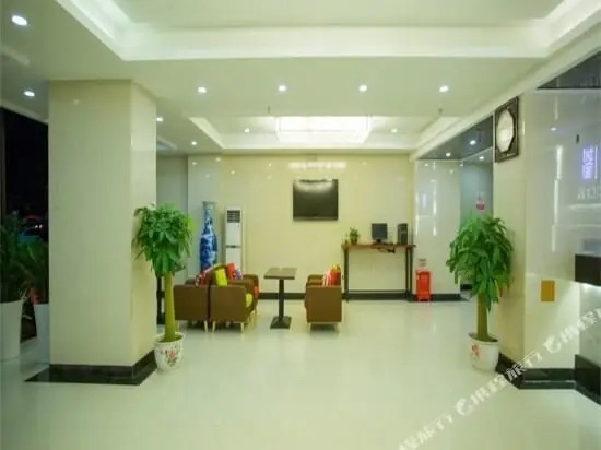 Санья: 如家派柏·云酒店(三亚湾海景店)