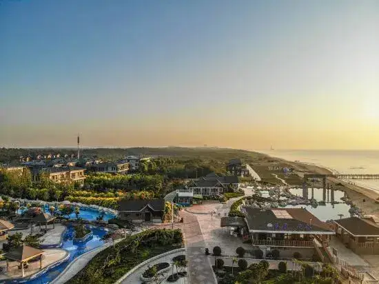 Циньхуандао: Fisher island Seaview Hot Spring Resort