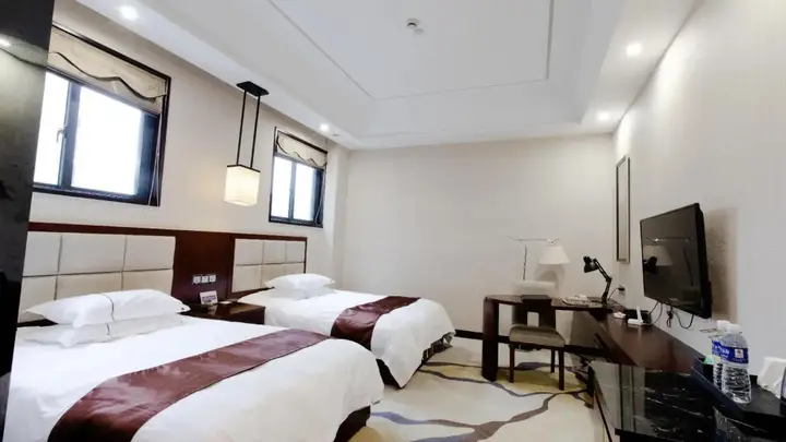 Ханчжоу: Longlin Shanju Holiday Hotel