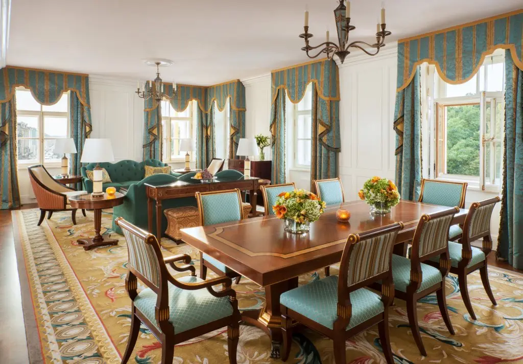 Санкт-Петербург: Отель Four Seasons Lion Palace St. Petersburg